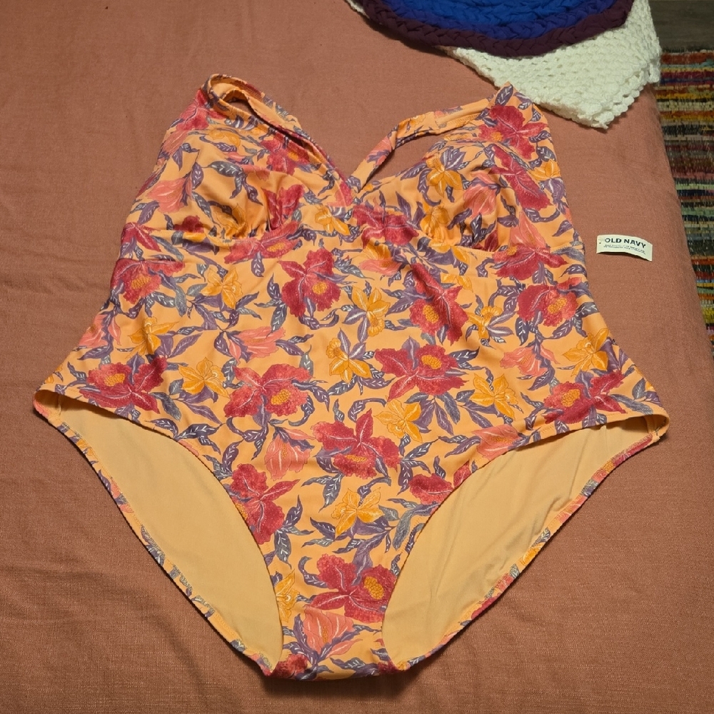 OLD NAVY SWIMSUIT 4X